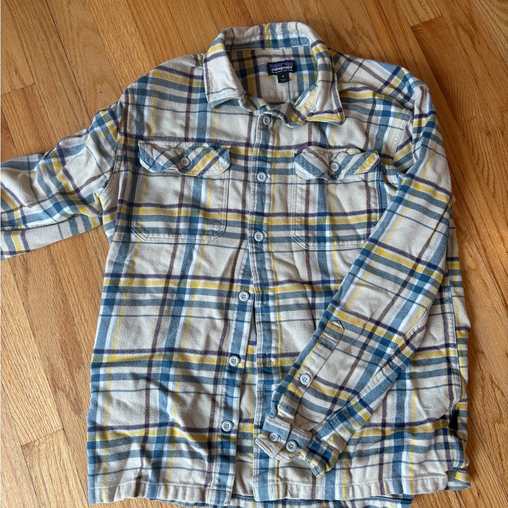 Patagonia Plaid Button-Up Shirt- men’s medium